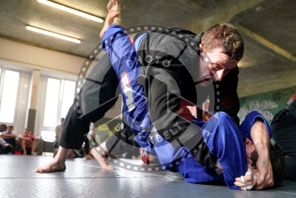 20240413PBB6990 | Fighters compete during the Grapplethon 24hours of rolling for a reason in Hamburg, Germany, on April 13, 2024.