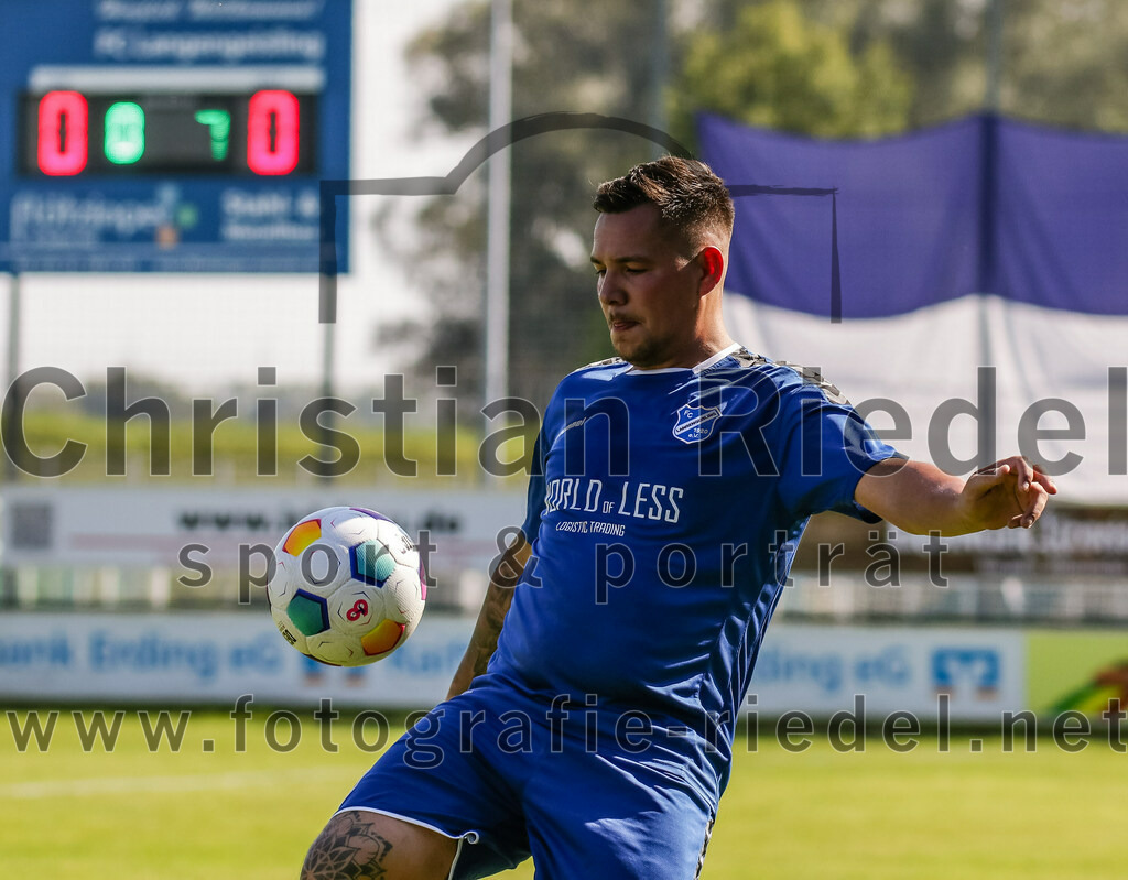 2023-09-09_025_FC_Langengeisling_III_gegen_FC_Fraunberg_II | Erding, Deutschland, 09.09.2023:
Fußball, C-Klasse 2023 / 2024, 6. Spieltag, FC Langengeisling III gegen FC Fraunberg II, Endergebnis: 1:2

Foto: Christian Riedel / fotografie-riedel.net