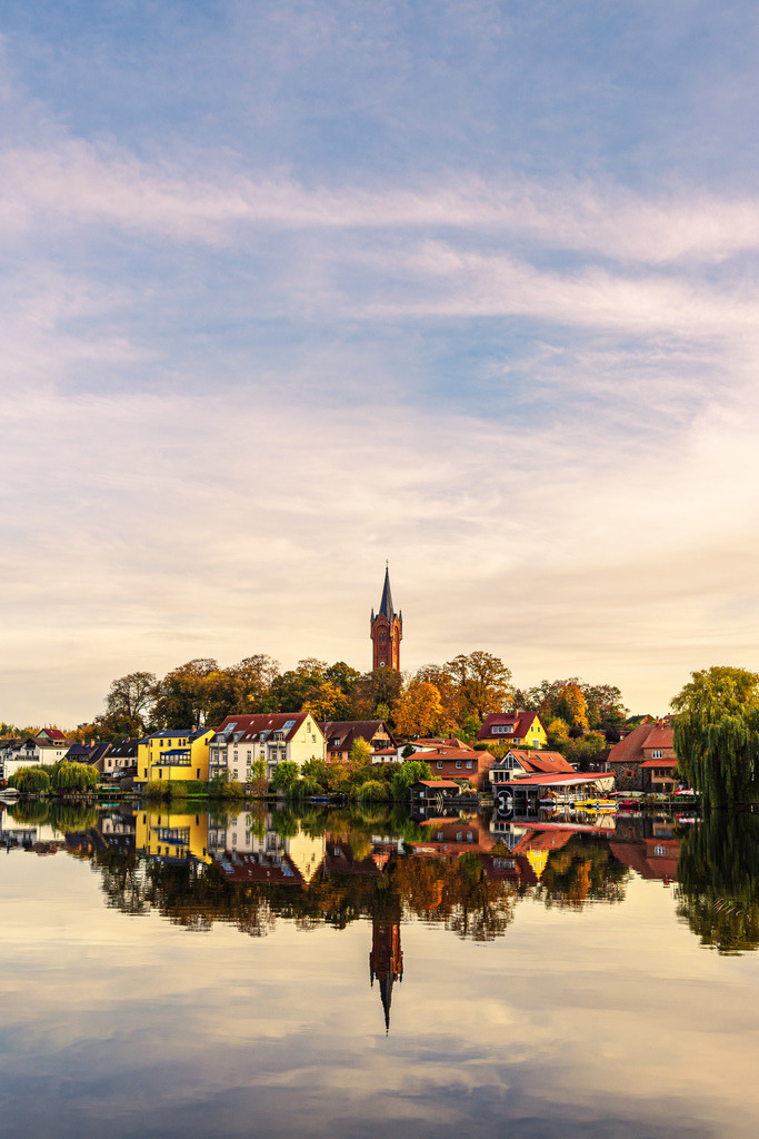 Blick über den Haussee auf die Stadt Feldberg | Blick über den Haussee auf die Stadt Feldberg.