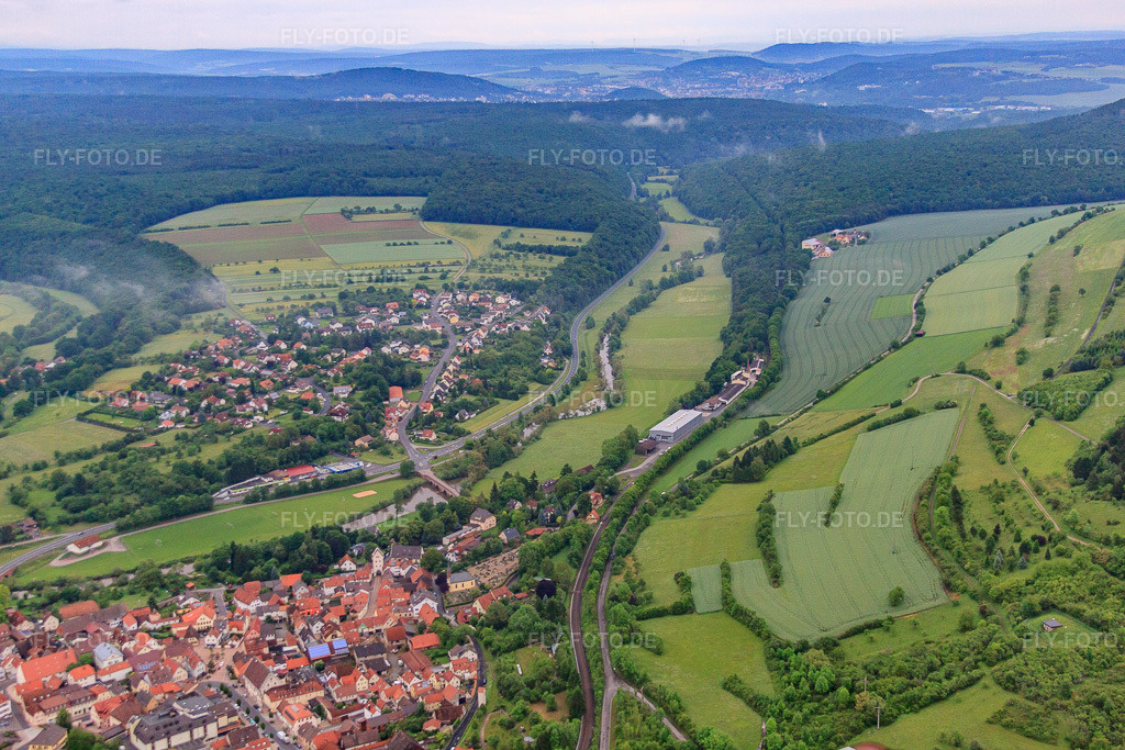 Luftbild: Saalebrücke in Euerdorf im Bundesland Bayern in Deutschland.Foto: IMG_65934.jpg vom 30.05.2014 durch Werner Riehm/FLY-FOTO.deAuflösung des Originals: 4752 x 3168 px