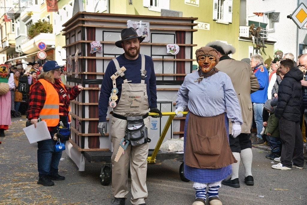 Umzug Sonn  _26-084-RA | Fotoblog Schwarzwald, Foto Blog Wiesental, Pfaffenberg, Winterzauber, Zeller Bergland, Zell im Wiesental, Fotoblog Wiesental, Landschaftsfotos, Bilder Wiesental, Natur, Naturbilder, Fastnacht, Zeller Fastnacht, Zeller Fasnacht, Zeller Bergland, Belchen, - Realisiert mit Pictrs.com