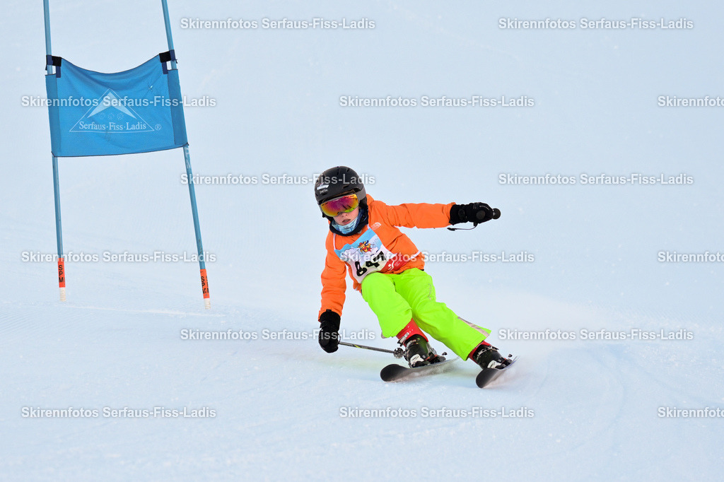 SRF_25.12.2025_0155 | Skirennfotos,Serfaus,Fiss,Ladis,Kinderskirennen,Winter,Tirol,Oberland,skirace,SFL,feelfree,weil wir's genießen,ski,Ski,skifahren,Sonnenplateau, - Realisiert mit Pictrs.com
