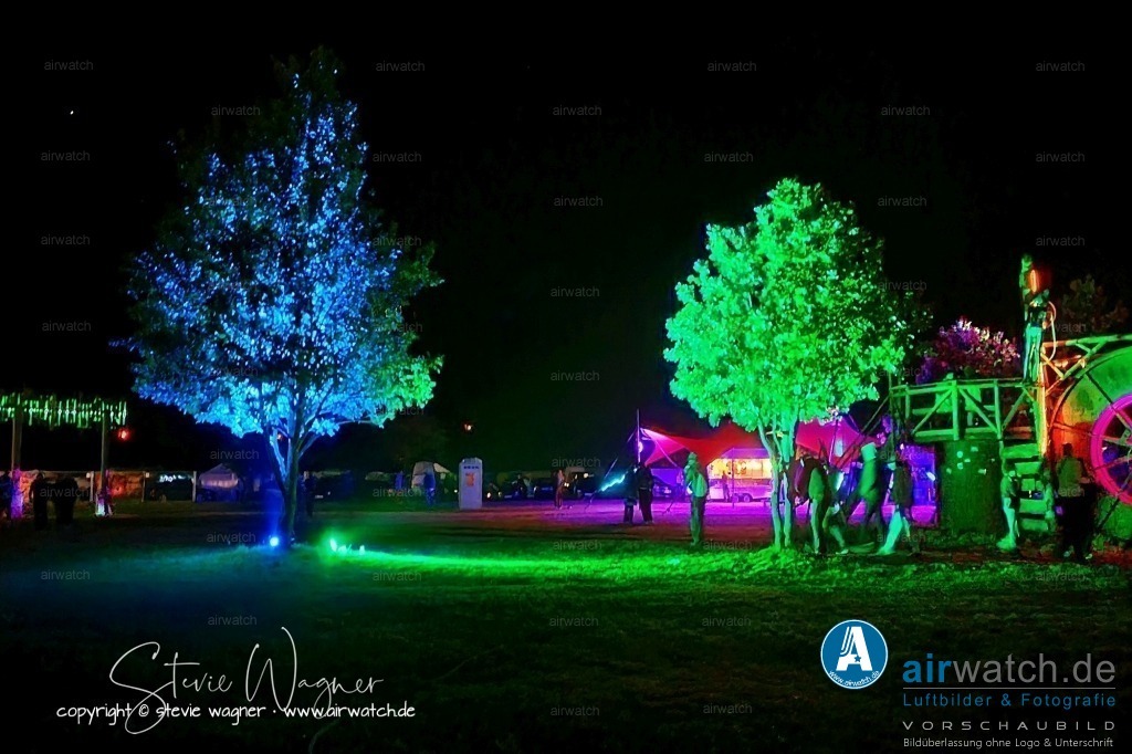 Bachblyten® Festival 2023 | Entdecken Sie atemberaubende Luftbilder und Fotografien auf airwatch.de - Tauchen Sie ein in eine Welt voller faszinierender Aufnahmen aus der Vogelperspektive.
