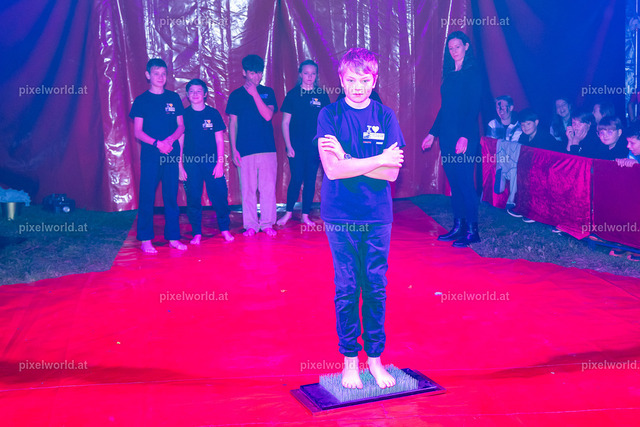 Zirkusvorstellung der MS Feldkirchen Digital | Bildershop von pixelworld.at - Realisiert mit Pictrs.com