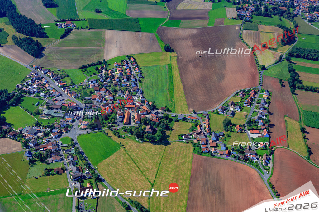 Die Luftaufnahme Haig - Stockheim wurde 2017 mittels Flugzeug (keine Drohne) erstellt. Perfekte Schärfe und Druck- Auflösung- Garantiert!