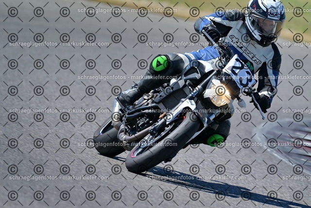 26bt04-1152 | markuskiefer.com - Realisiert mit Pictrs.com
