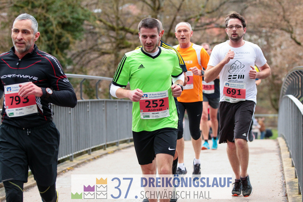 VR Bank Hauptlauf 10000m | 3 Koenigslauf 2023 - Realisiert mit Pictrs.com