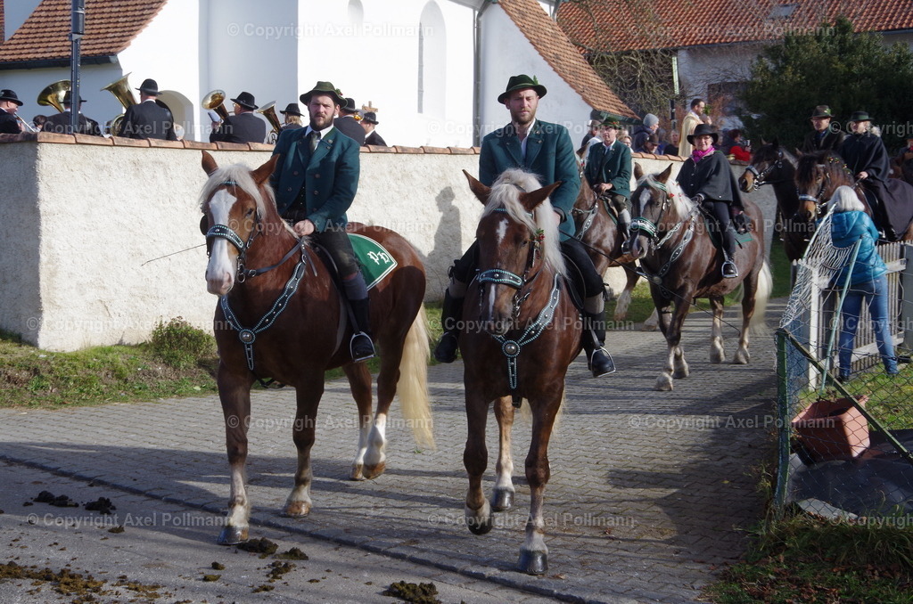 IMGP1167 | fotografiert von Axel PollmannLeonhardi Wallfahrt Benediktbeuern und Murnau, Fronleichnam, Fasching, Landschaft im Loisachtal und Benediktbeuern  - Realisiert mit Pictrs.com