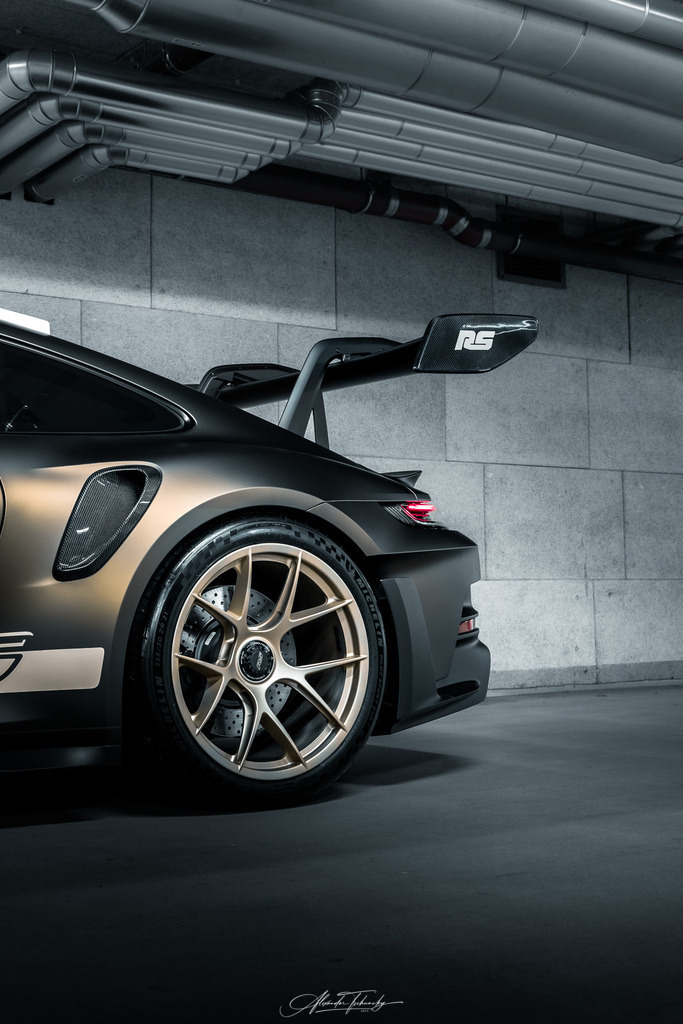 R6AT1464 _Alexander Tschuncky | Entdecken Sie die faszinierende Welt von Alexander Tschuncky Arts: Kreative Fotografie, atemberaubende Automobilkunst und hochwertiger Bilderdruck. Lassen Sie sich inspirieren! - Realisiert mit Pictrs.com