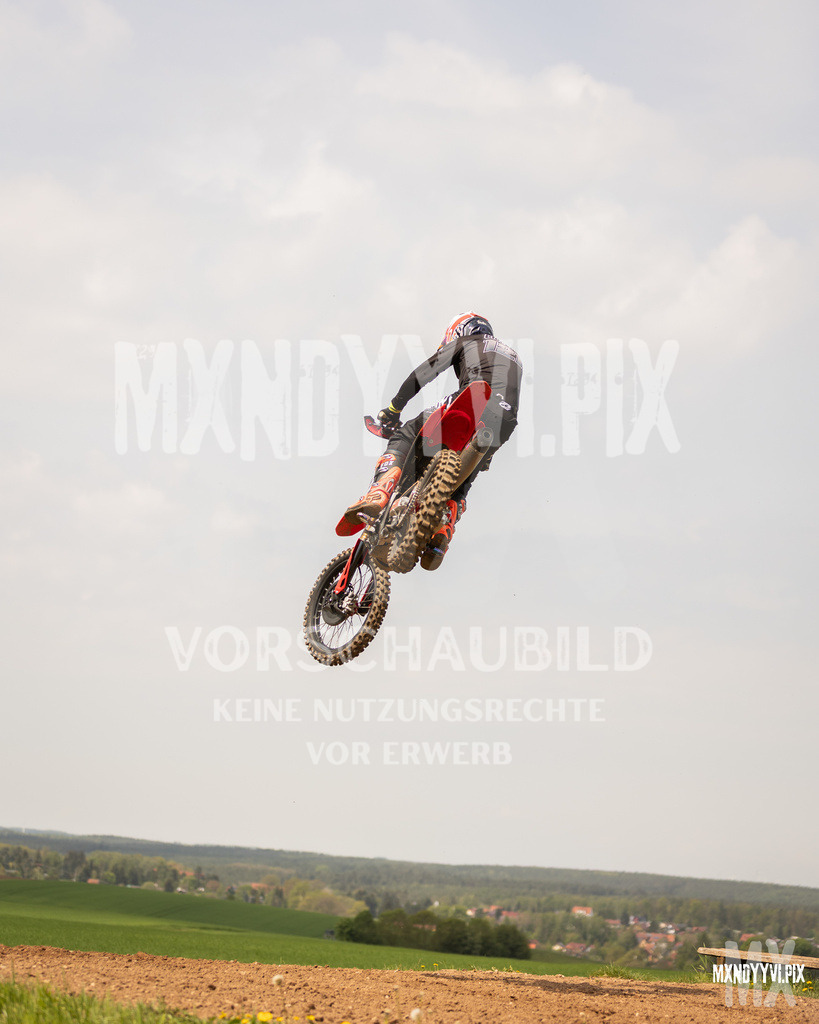 866A6070 | mxndyyvipix