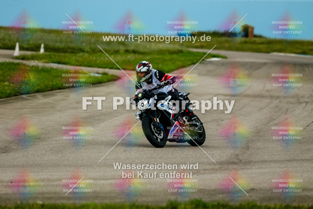 Chambley Juli-3064 | Hier findet Ihr Bilder von Touristenfahrten auf der Nürburgring Nordschleife oder von anderen Veranstaltungen die ich besucht habe. Viel Spass beim Durch Schauen 