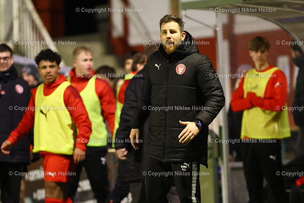 NH_FCKiliaKiel_TuSRotenhof_FlensOberliga_18032026 | Nicola Soranno (Trainer, FC Kilia Kiel)Fußball I Herren I Flens Oberliga I Saison 2025-2026 I 18. Spieltag I FC Kilia Kiel - TuS Rotenhof I 18.03.2026 I Kilia Stadion