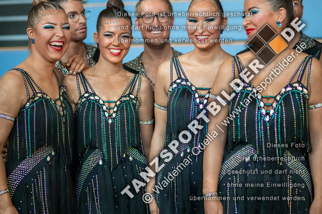 20260321-02695 | Hier finden Sie Tanz Bilder vom Latein und Standard Formationen tanzen. Sportbilder vom Tanzsport. Schöne Fotos und von Weltmeisterschaft, Europameisterschaft, Bundesliga, Regionalliga, Oberliga und Landesliga sowie von GOC Stuttgart, DanceComp, WM Bremen