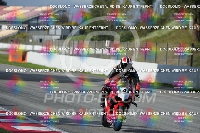 2024_10_27_PBK_31806 | Sportfotografie; SlowMotion; Video; Rennstrecke; Hafeneger; RSE; Speer; Trackday; Motorsportarena; Hockenheimring; Brno; Most; Barcelona; Valencia, Benny; Kaetzmer;