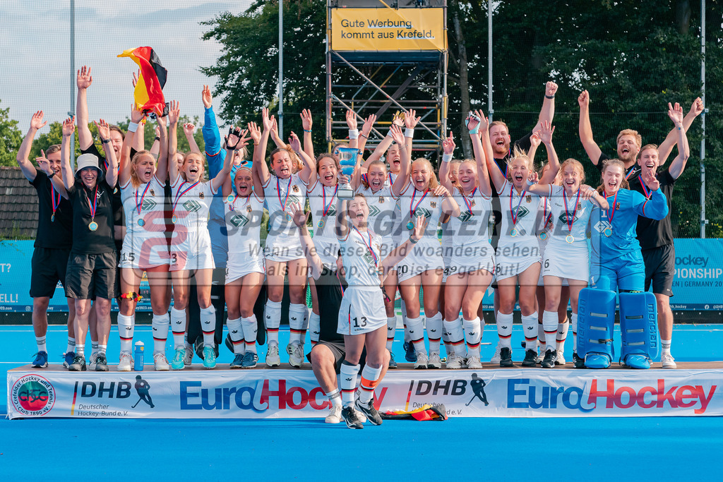 HK_20230716_902586 | Euro Hockey WU18 Siegerehrungen Championship Girls &amp; Boys am 16.7.2023 CHTC , Krefeld ,
