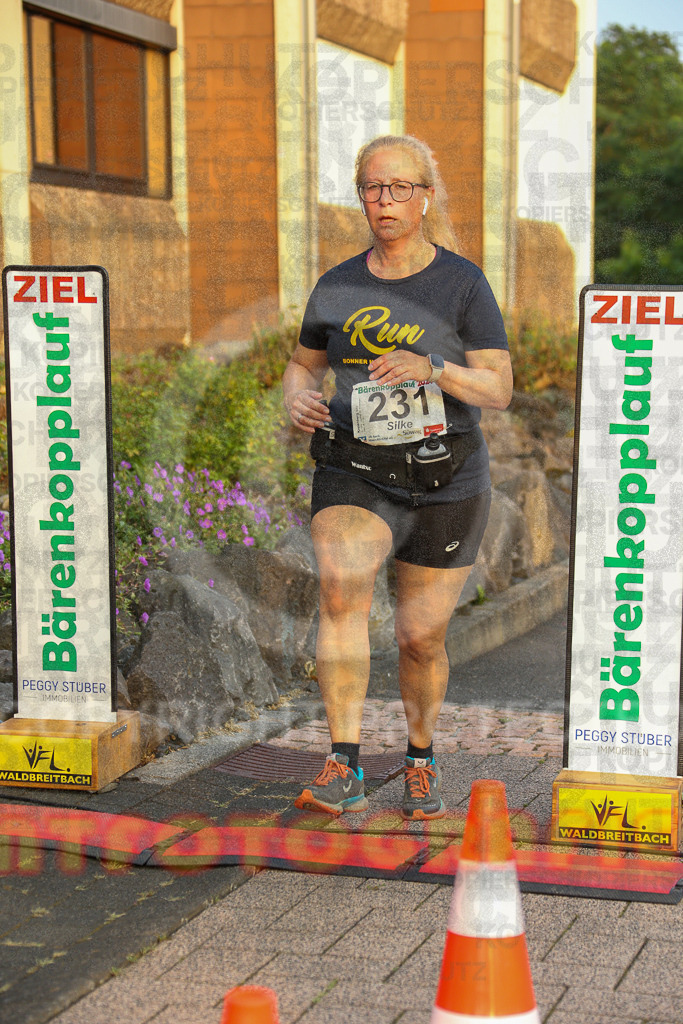 240802_1955_EX1_6950 | Sportfotografie im Rhein-Sieg Kreis, Köln, Bonn, NRW, Rheinland Pfalz, Hessen, etc. Unser Tätigkeitsfeld umfasst den Laufsport vom Volkslauf über den Marathon, Duathlon, Triathon bis zum Ultralauf wie Kölnpfad Ultra oder Schindertrail.