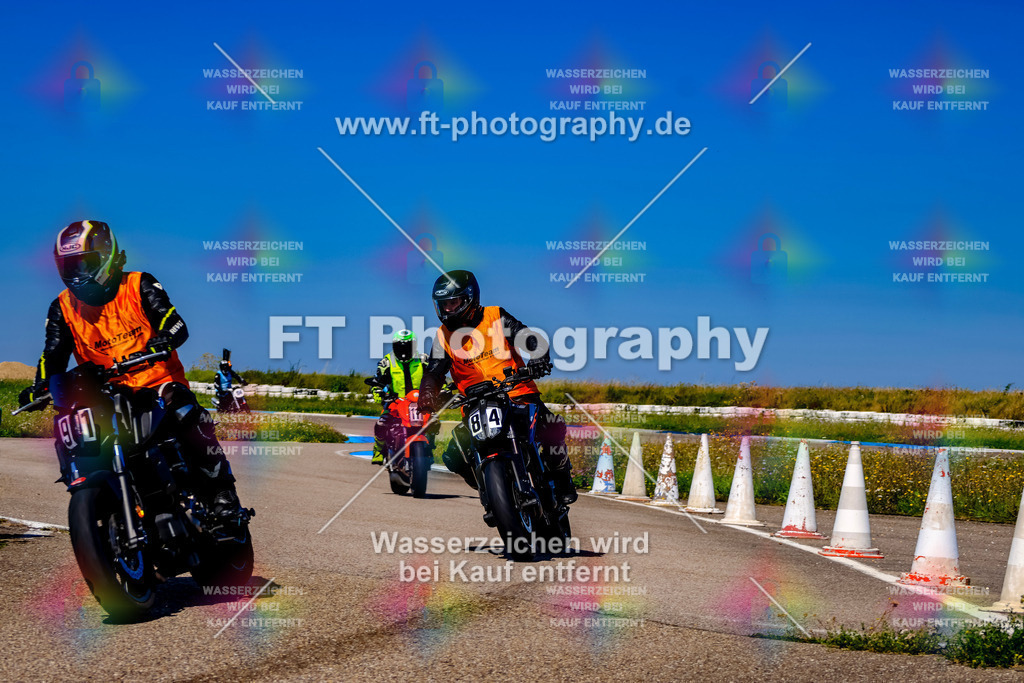 084-2989 | Hier findet Ihr Bilder von Touristenfahrten auf der Nürburgring Nordschleife oder von anderen Veranstaltungen die ich besucht habe. Viel Spass beim Durch Schauen 