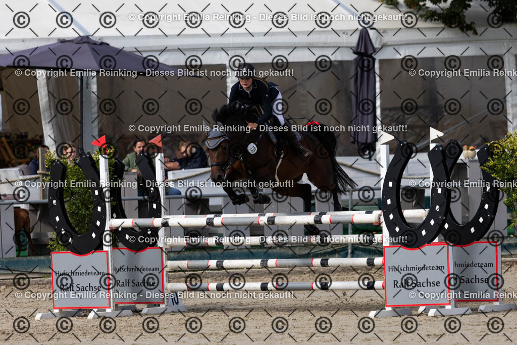 CL5A1537 | Emilia Reinking Fotografie - Realisiert mit Pictrs.com