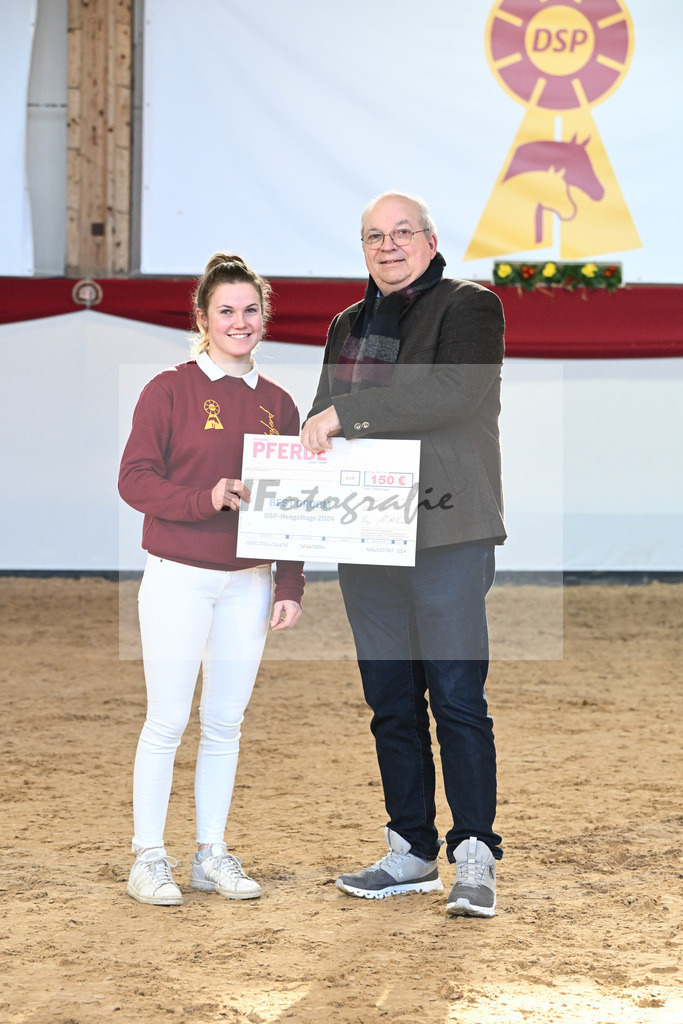 Ehrung bester Pfleger_2243196 | hf-fotografie - Realisiert mit Pictrs.com