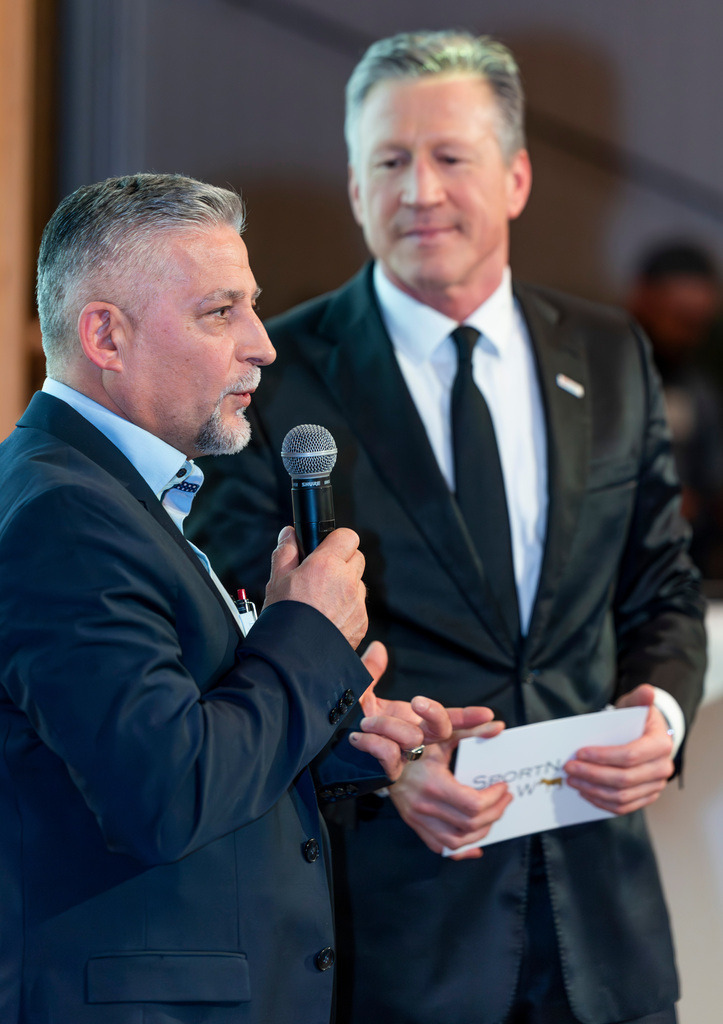 top-top.de 260306-181 | Foto, Video, Fotografie, Videografie, Fotobox, DJ, Discjockey, Musik, Musikbox, Veranstaltung, Photobooth, Amazon, Ebay, Buchtipp, Bestseller, Autor, Verlag, Buch, Wesel, Hamminkeln, NRW, Dinslaken, Rees, Drohne, Hochzeit, Party, Fotobox, Wesel, Fotograf