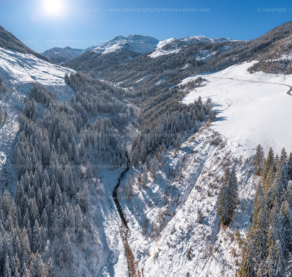  Hochfügen Winterwanderweg copyright  Thomas Pfister-18 | PHOTOGRAPHY BY THOMAS PFISTER