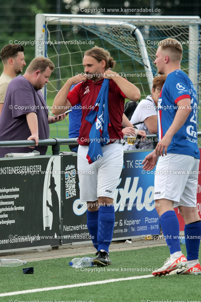 Fußball : SuS 09 Dinslaken 3 - SGP Oberlohberg 2 am 14.07.2024 | Testspiel Fußball : SuS 09 Dinslaken 3 - SGP Oberlohberg 2 am 14.07.2024 - Realisiert mit Pictrs.com