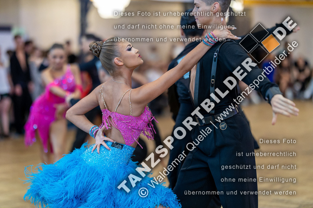 20230812-01425 | Hier finden Sie Tanz Bilder vom Latein und Standard Formationen tanzen. Sportbilder vom Tanzsport. Schöne Fotos und von Weltmeisterschaft, Europameisterschaft, Bundesliga, Regionalliga, Oberliga und Landesliga sowie von GOC Stuttgart, DanceComp, WM Bremen