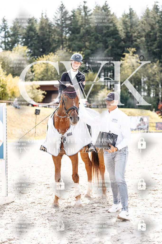 CK901000 | Turnierfotografie Pferdefotografie Trier Rheinland-Pfalz Pferdesport Reitsport Tierfotografie Sportfotografie Pferdevideo Pferdevideografie Equestrianvideography equestrianphotography  - Realisiert mit Pictrs.com