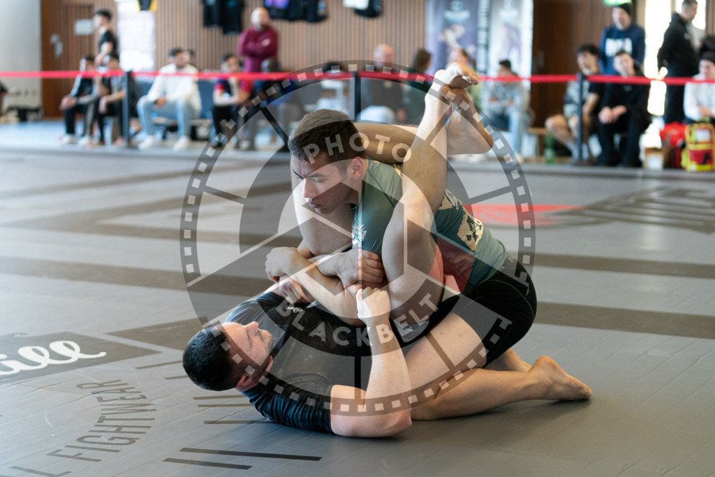 20250329PBB4365 | Fighters compete during the International Luta Livre (ILLCS) Germany IX Spring 2025 Competition spring on March 29, 2025 in Hannover, Germany.© Chiara Dazi