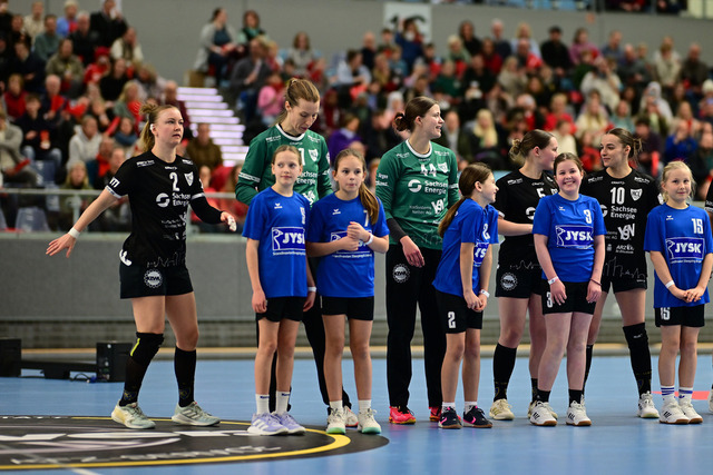 Handball I Frauen I Saison 2025-2026 I 2. HBF I 11. Spieltag I HL Buchholz 08-Rosengarten - HC Leipzig I 75823 | Der Sportfotograf. - Realisiert mit Pictrs.com