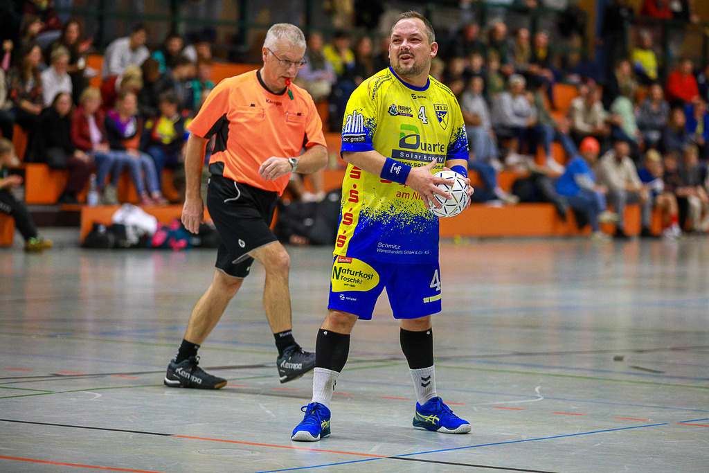 SVN_TvBiefang_161124_049 | Bildergalerie von Sport-Ereignissen aber auch von weiteren spannenden Dingen - nicht nur vom Niederrhein. In Anlehnung an den bekannten Spruch von Hanns Dieter Hüsch heißt das Motto: "Niederrhein ist überall".  - Realisiert mit Pictrs.com