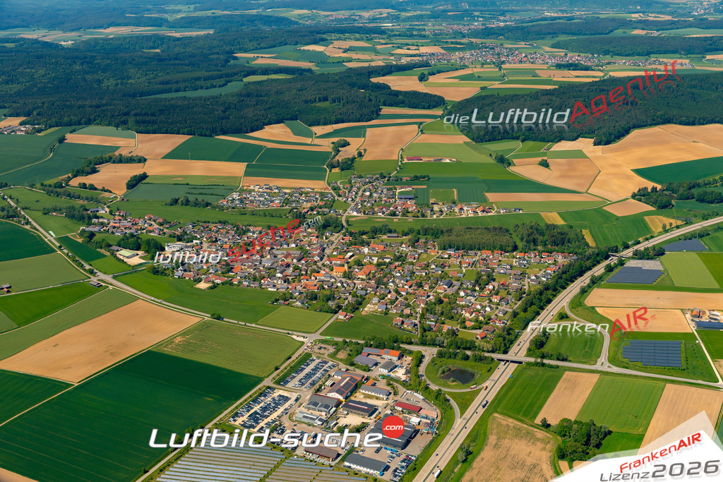 Das Luftbild zeigt :  Hausen - Die Luftaufnahme wurde 2024 vom UL-Flugzeug aus erstellt ( keine Drohne ) - Hochauflösende Luftaufnahme - Für grossformatige Ausdrucke geeignet. Die Geschenkidee !Mit Lizenz und Bildrechte bestellbar