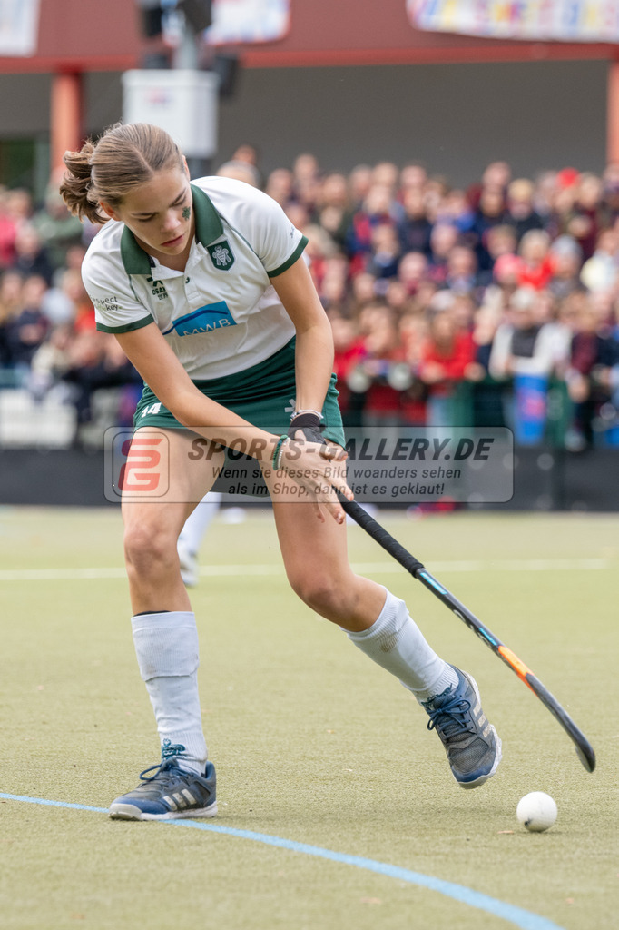 SFE_20231022_0115 | Deutsche Meisterschaft Weibliche U16 Finale Uhlenhorst Mülheim - Düsseldorfer HC am 22.10.2023 in Köln (Düsseldorfer Hockeyclub 1905 e.V.), Photo: Stephan Fehrmann 2023 (Sports-Gallery)