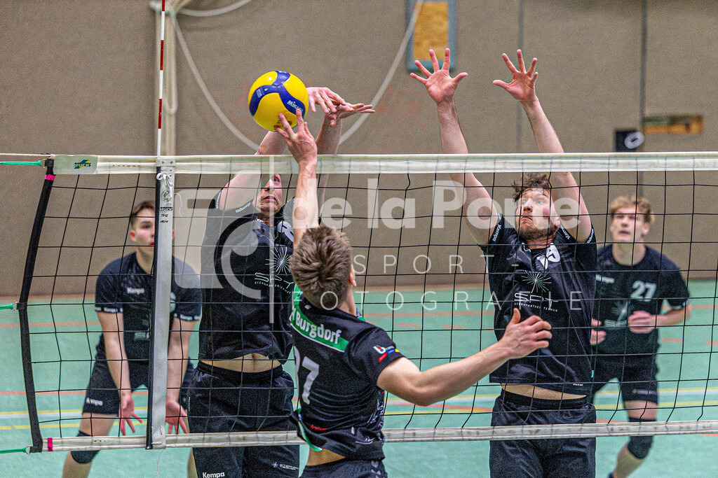 Dreyer_ Malte und Jannis Reske vs TSV Burgdorf 170126 dlP | immodelaporte-sportfotos - Realisiert mit Pictrs.com