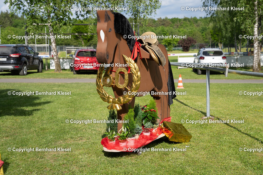 A1S04132 | foto-team-bernhard - Realisiert mit Pictrs.com