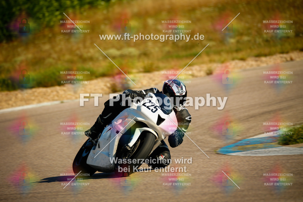 _MOT8447 | Hier findet Ihr Bilder von Touristenfahrten auf der Nürburgring Nordschleife oder von anderen Veranstaltungen die ich besucht habe. Viel Spass beim Durch Schauen 