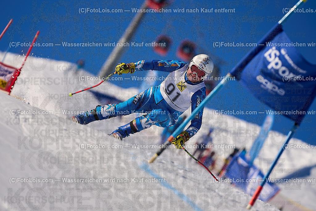 ALP3104_MASTERS-Cup_GS-B Herrn_Fer Martin | (C)FotoLois.com, Alois Spandl. FIS Masters-Cup Wildschönau, Giant Slalom auf der Piste Schatzberg GS, Siegerehrung auf dem Dorfplatz Niederau, Sa 13. Januar 2024.
