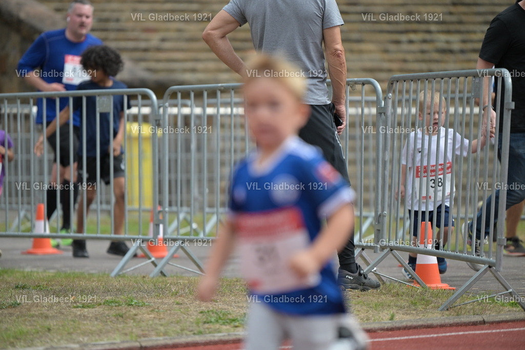 2026-08-23_Sparkassenlauf_Bambibi_KH_000054 | Die Fotografen - Realisiert mit Pictrs.com