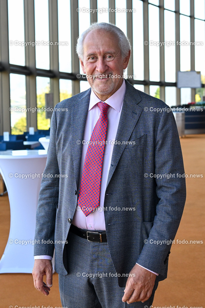 Pressekonferenz Brucknerhaus Linz_ Karl Jenkins _ One World Unesco Concert for Peace 2023_ 20.09.2023-32 | 20.09.2023, Brucknerhaus Linz, AUT, Pressekonferenz Brucknerhaus Linz, Karl Jenkins – One World Unesco Concert for Peace 2023, im Bild Charles Kaye (Mitbegruender und Direktor, World Orchestra for Peace)