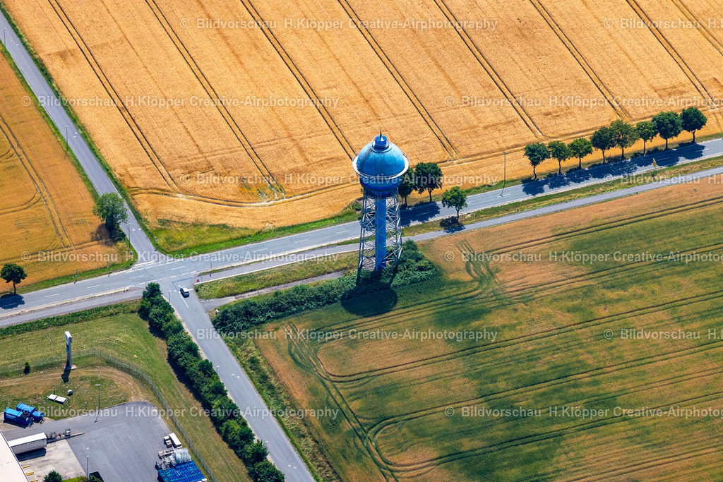Luftbild Ahlen-5150 | Bauwerk des blauen Industriedenkmales Wasserturm in Ahlen im Bundesland Nordrhein-Westfalen. - Realisiert mit Pictrs.com