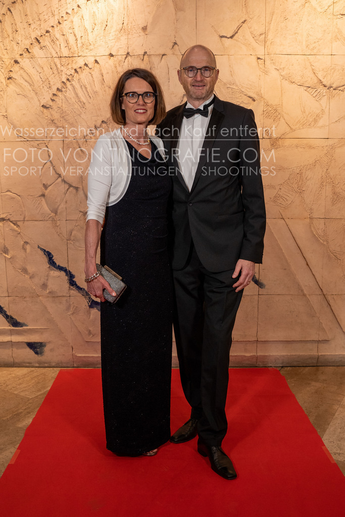 CCC_Frühlingsball_Teppich_byTINOGRRAFIE-12 | (c) TINOGRAFIE.COM