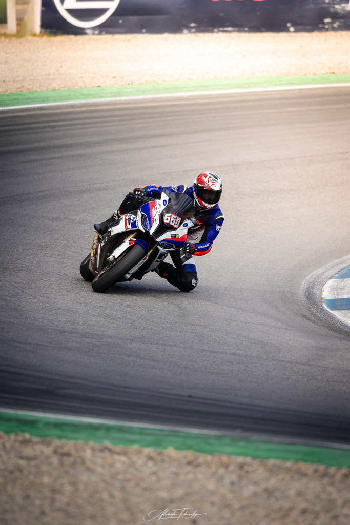 Ducati Trackday Hockenheimring 2026 | Entdecken Sie die faszinierende Welt von Alexander Tschuncky Arts: Kreative Fotografie, atemberaubende Automobilkunst und hochwertiger Bilderdruck. Lassen Sie sich inspirieren! - Realisiert mit Pictrs.com