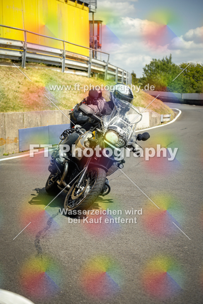 OBK_Mai_Justin_Uwe-10992 | Hier findet Ihr Bilder von Touristenfahrten auf der Nürburgring Nordschleife oder von anderen Veranstaltungen die ich besucht habe. Viel Spass beim Durch Schauen 