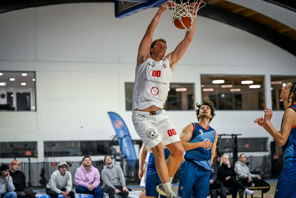 gml_080 | Fotos von Basketballspielen aus dem Raum NRW fotografiert von Gero Mueller-Laschet und Daniel Schaefer - Realisiert mit Pictrs.com