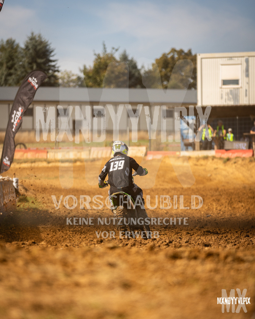 866A3353 | mxndyyvipix