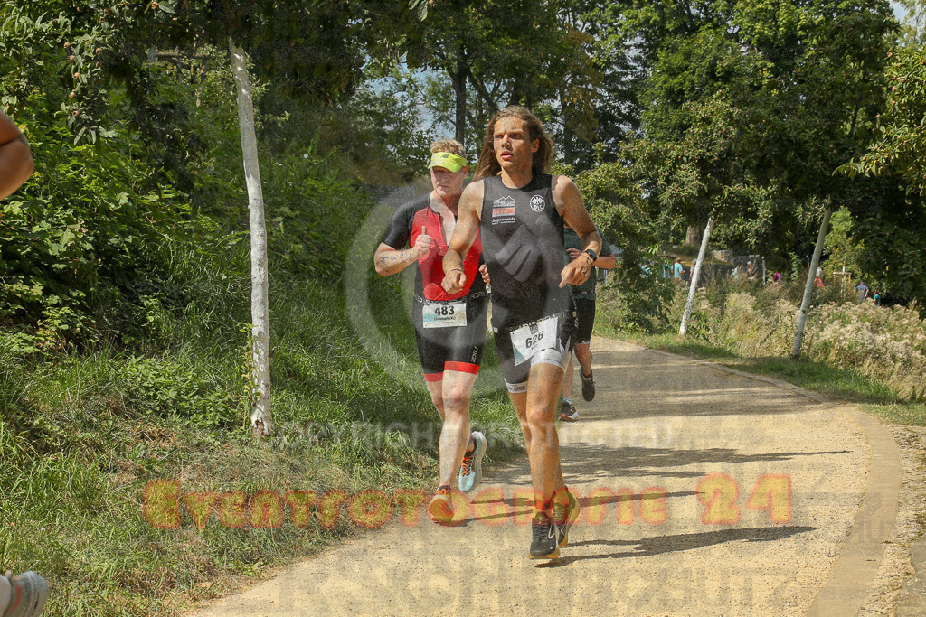 250824_1413_EX1_5404 | Sportfotografie im Rhein-Sieg Kreis, Köln, Bonn, NRW, Rheinland Pfalz, Hessen, etc. Unser Tätigkeitsfeld umfasst den Laufsport vom Volkslauf über den Marathon, Duathlon, Triathon bis zum Ultralauf wie Kölnpfad Ultra oder Schindertrail.