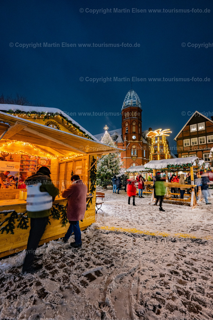 Stade Rotary Hütte Schnee Winter_ELS_8468051223 | Stader Weihnachstmarkt - Realisiert mit Pictrs.com
