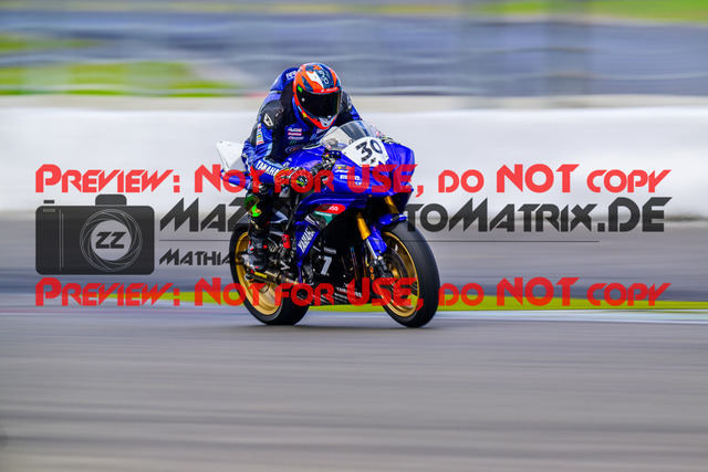 MaZZes_FotoMatrix_240717_6007705_2-228 | ROT