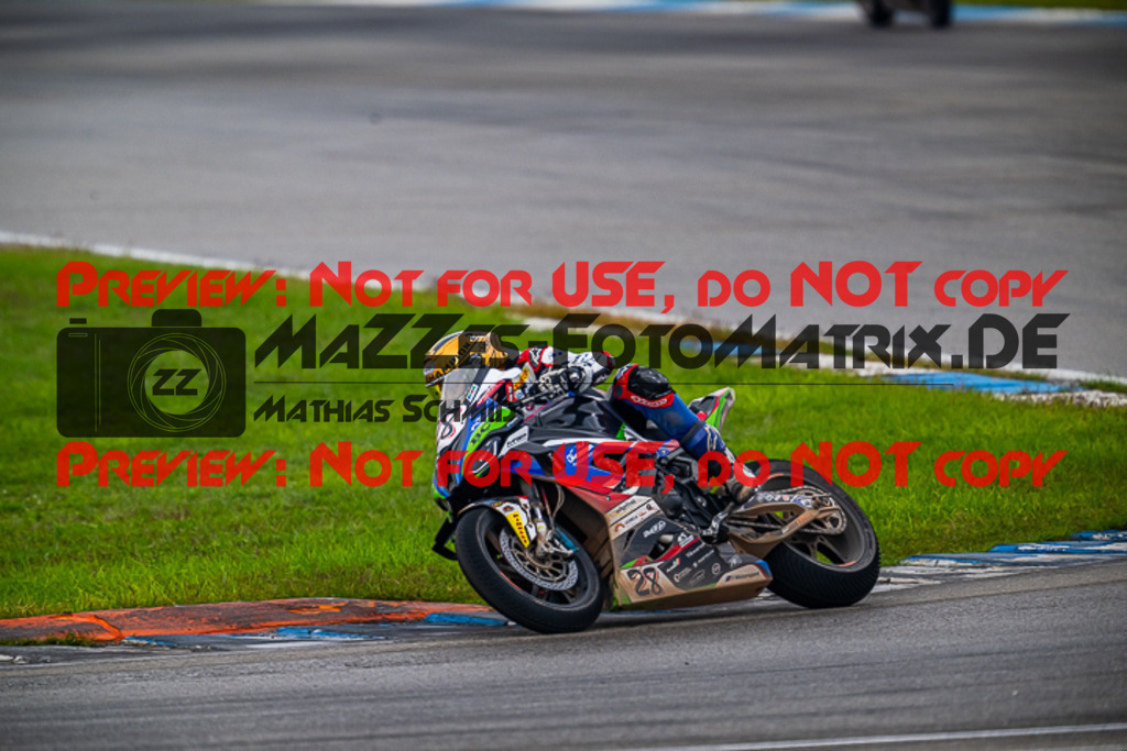 MaZZes_FotoMatrix_220925_6338 | IDM1000