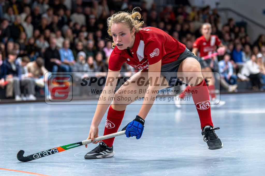 SM_2024-12-20-D85_-586 | 1.Bundesliga Hallenhockey  (W) DCADA - HTHC / 6:5 (3:3)